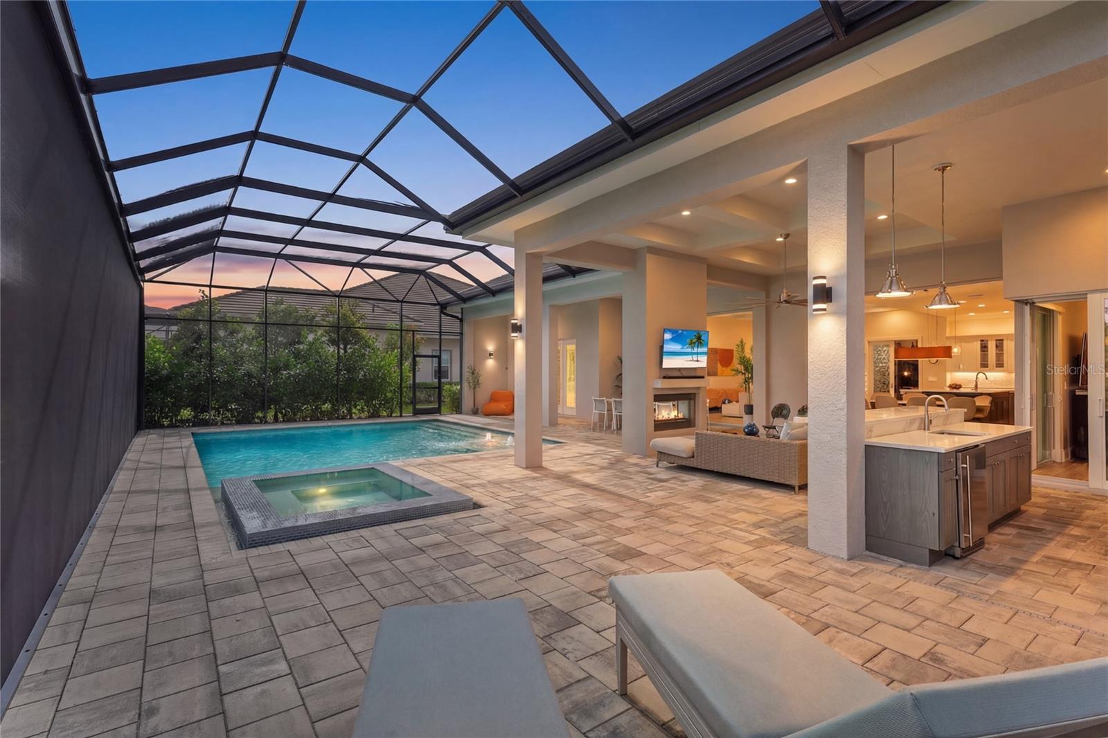 Image 25 of 83 For 8560 Pavia Way