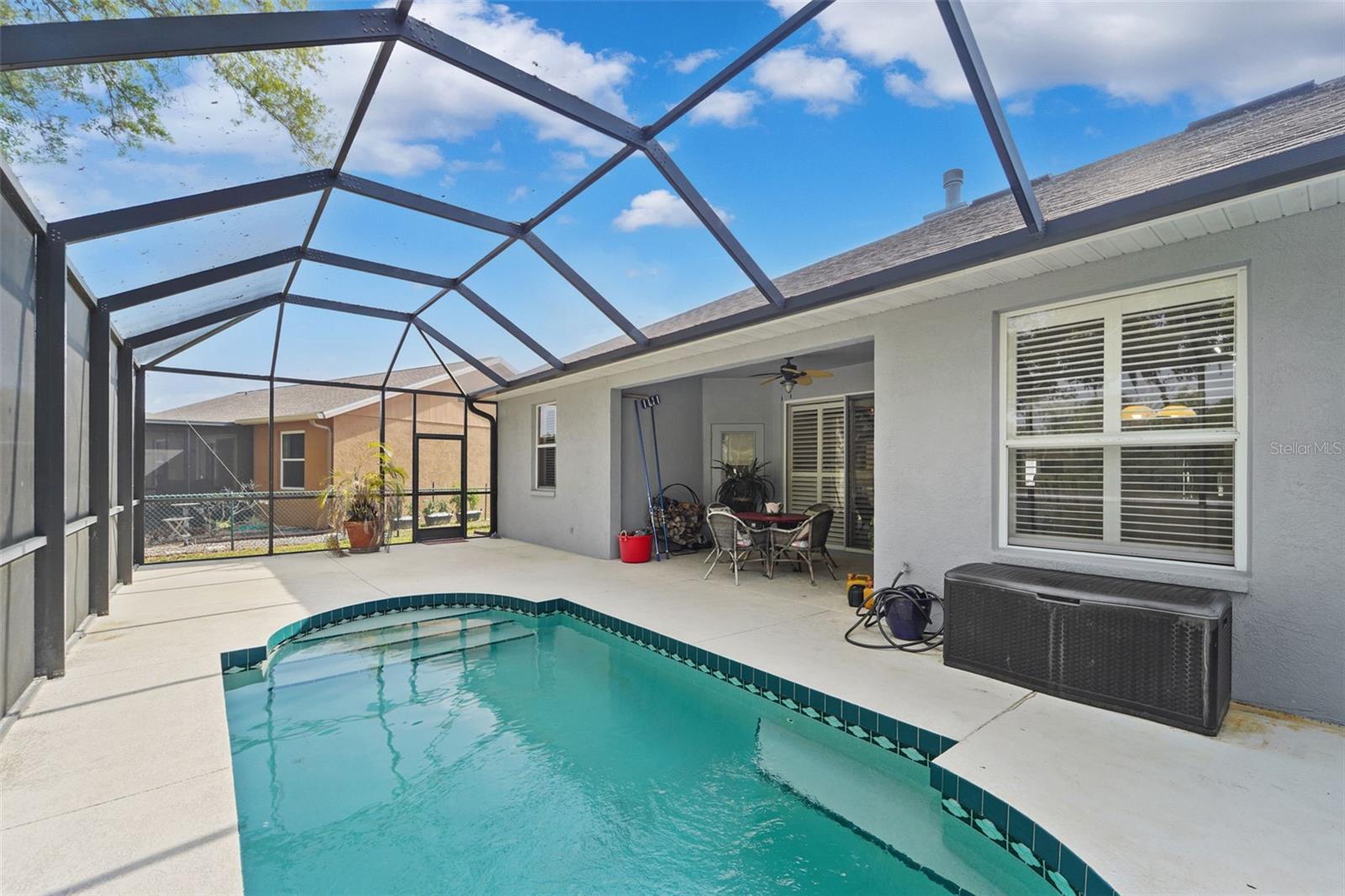 Image 3 of 41 For 9401 69th Avenue E