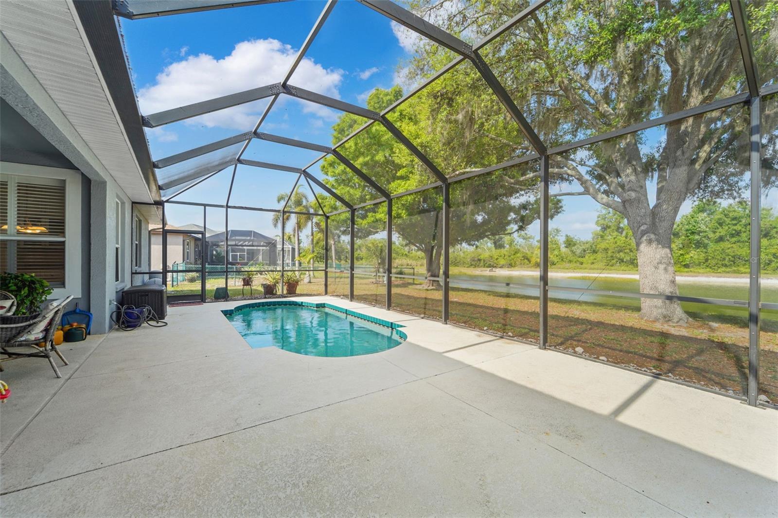 Image 37 of 41 For 9401 69th Avenue E