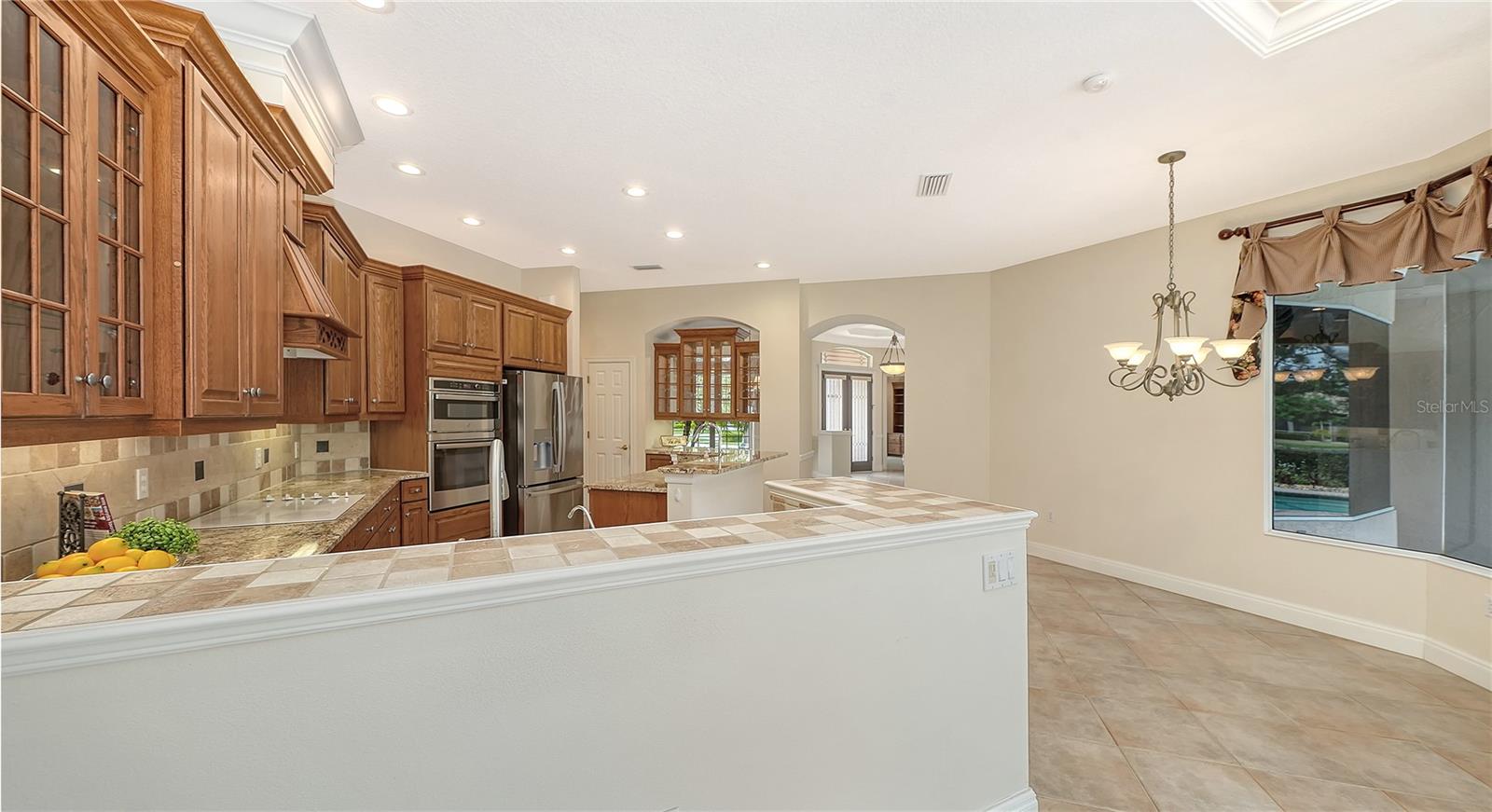 Listing photo id 9 for 3271 Alex Findlay Place