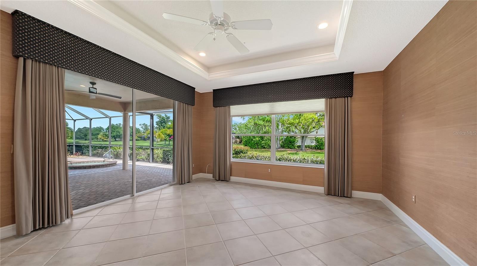 Listing photo id 24 for 3271 Alex Findlay Place