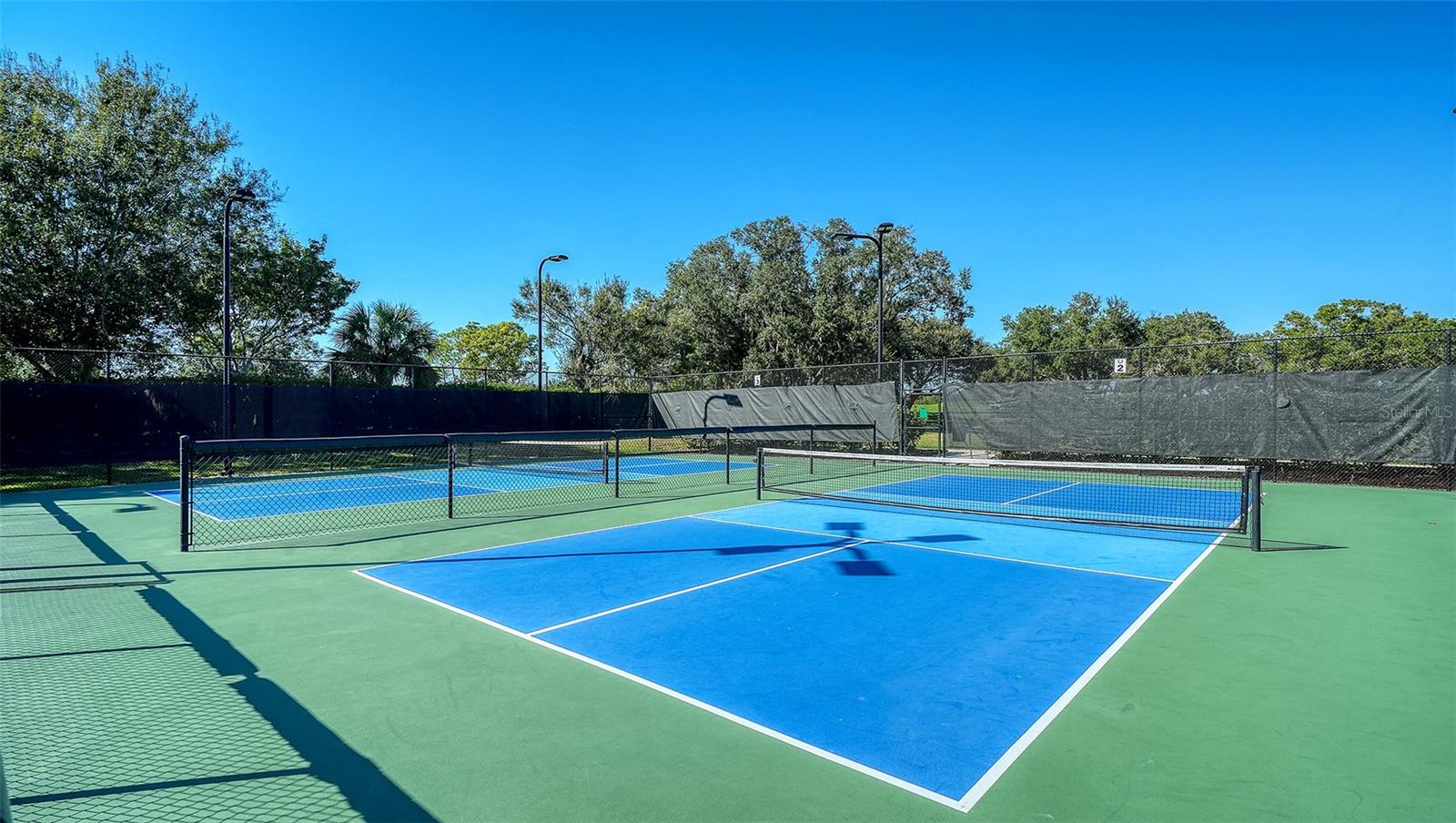 Listing photo id 52 for 3271 Alex Findlay Place