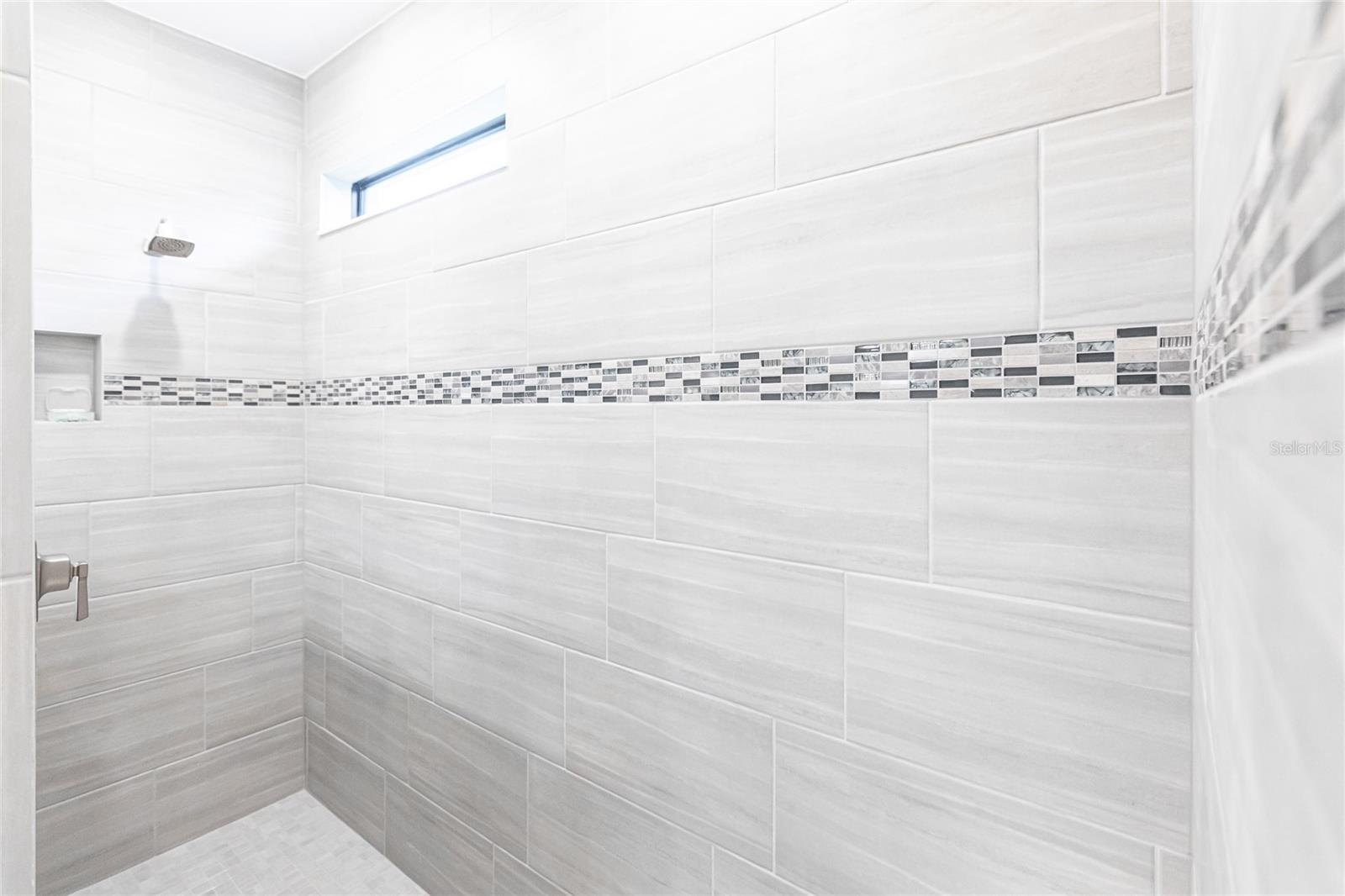 Image 25 of 44 For 5658 Silverside Pine Court