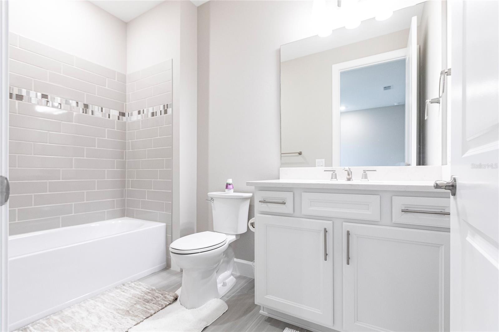 Image 36 of 44 For 5658 Silverside Pine Court