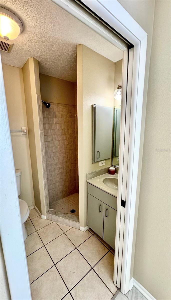 Image 10 of 16 For 9271 Tacoma Avenue B