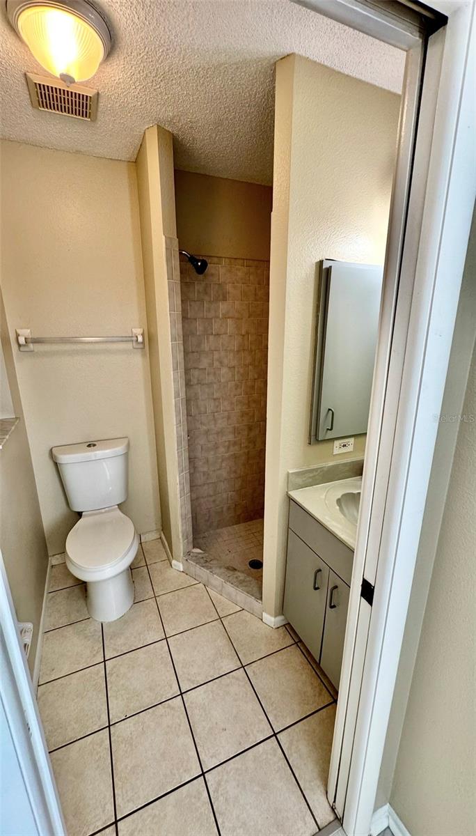 Image 9 of 16 For 9271 Tacoma Avenue B