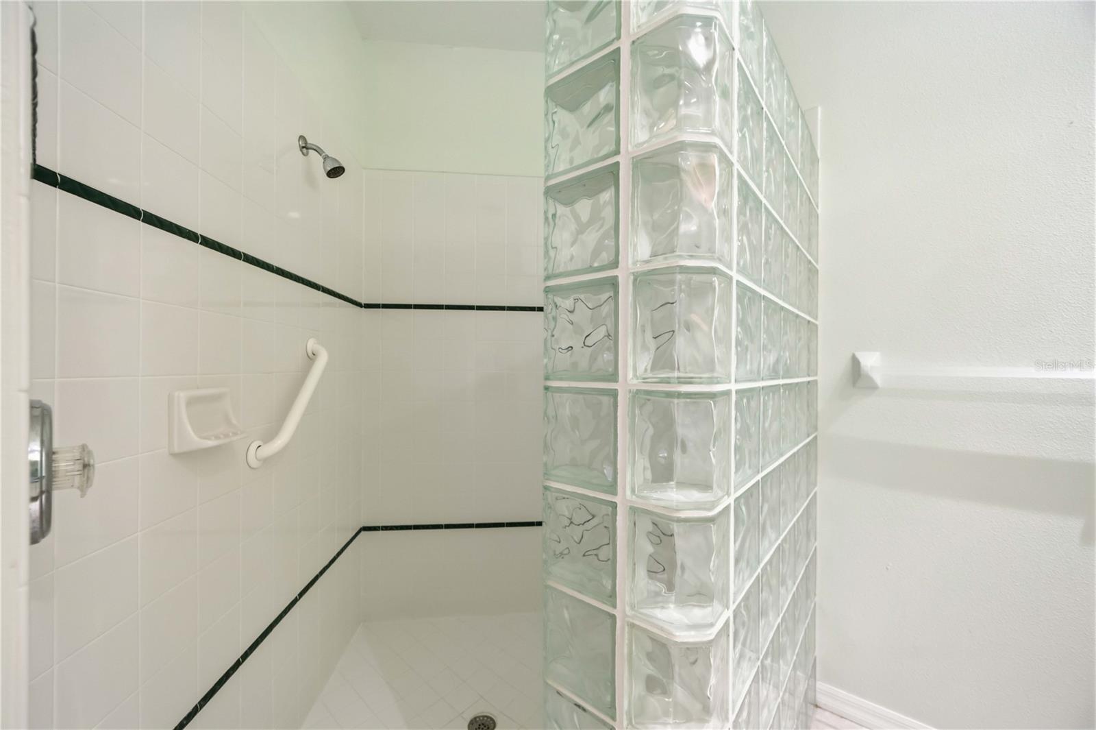 Image 24 of 48 For 3011 Woodland Fern Drive