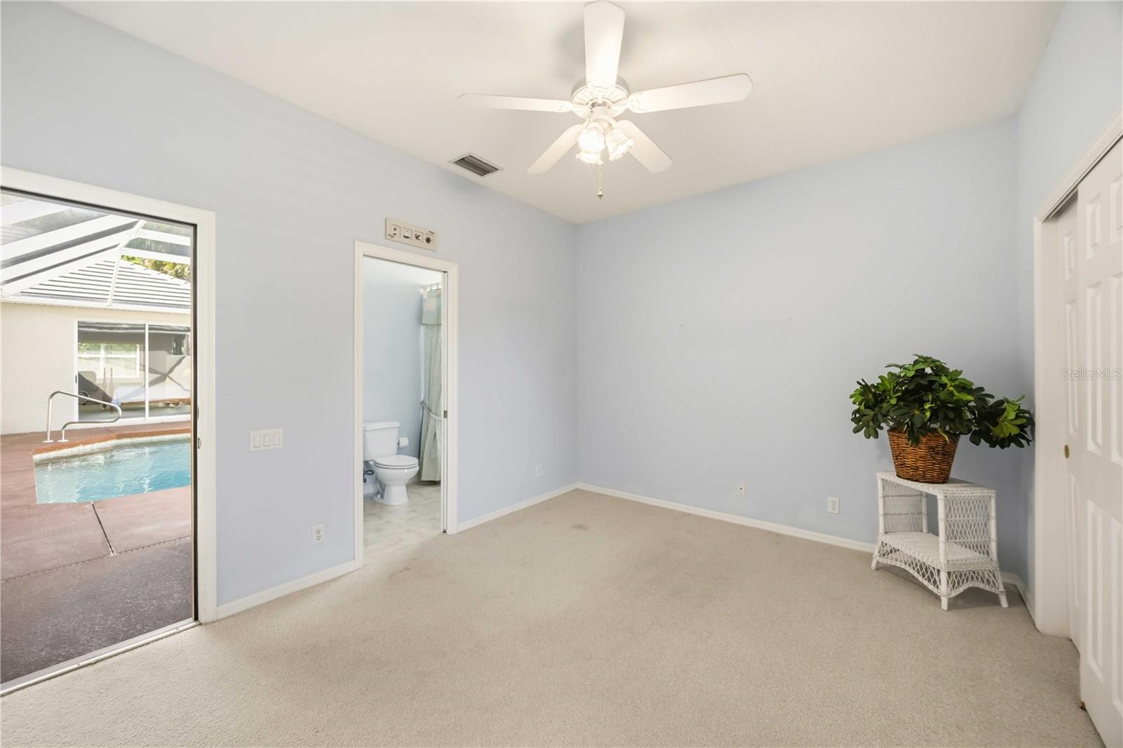 Image 4 of 48 For 3011 Woodland Fern Drive