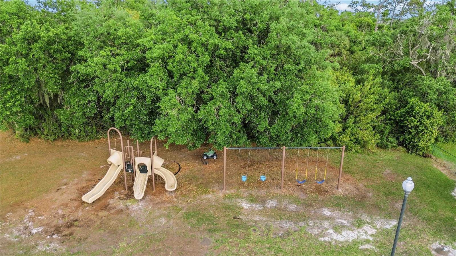 Image 42 of 48 For 3011 Woodland Fern Drive