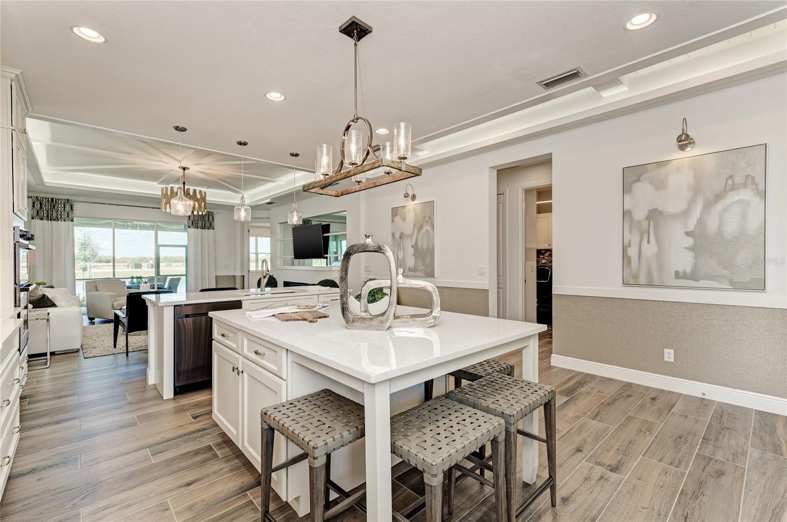 Image 9 of 35 For 260 Van Gogh Cove