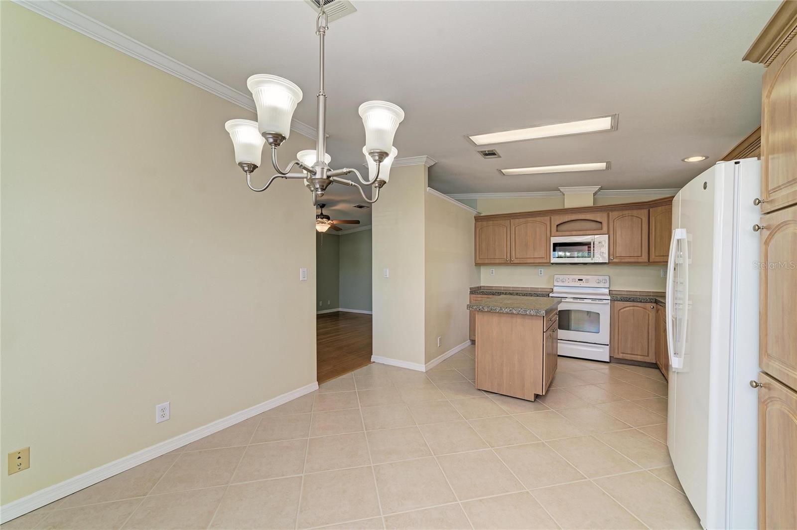 Image 20 of 66 For 5316 53rd Avenue E A23