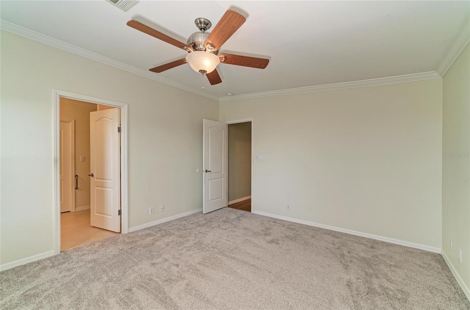 Image 30 of 66 For 5316 53rd Avenue E A23