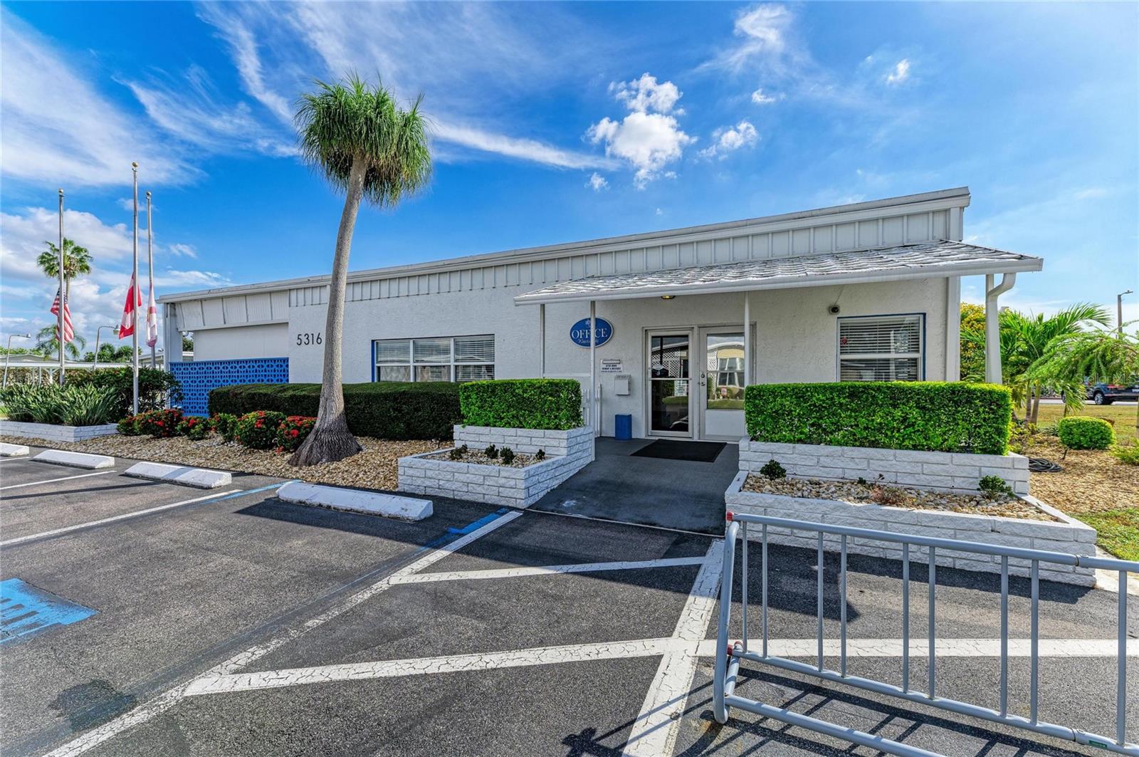 Image 49 of 66 For 5316 53rd Avenue E A23