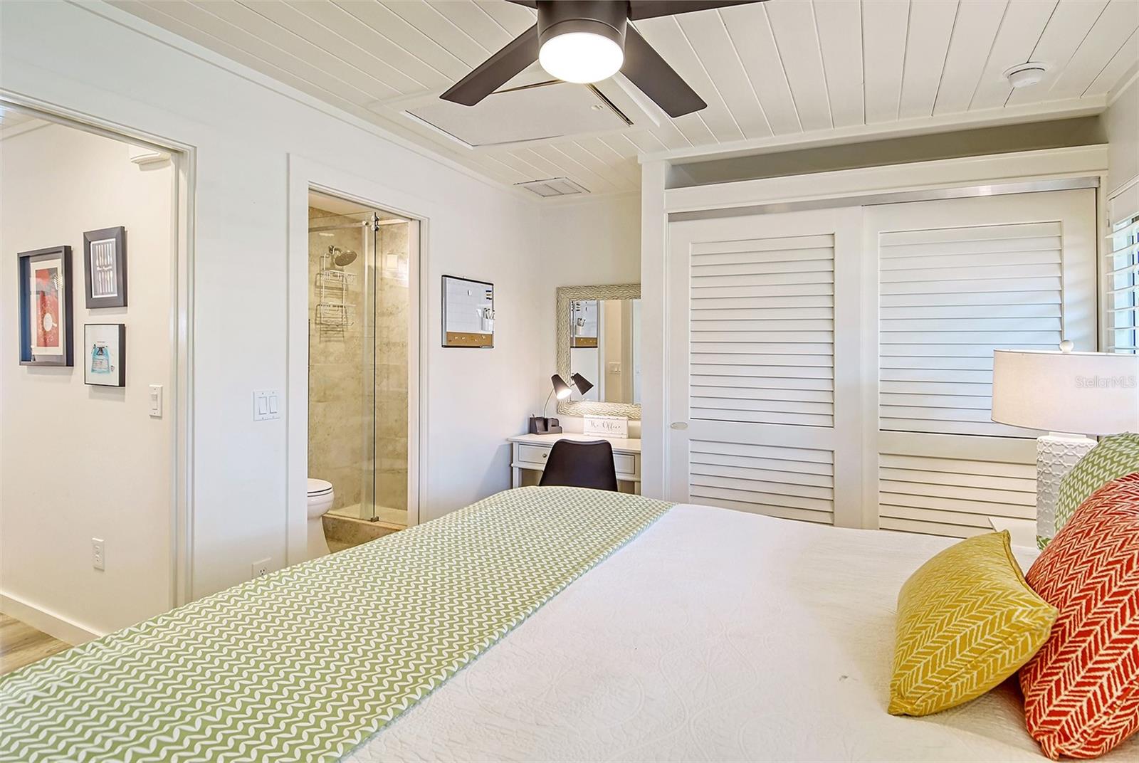 Image 14 of 60 For 3545 Longmeadow  23