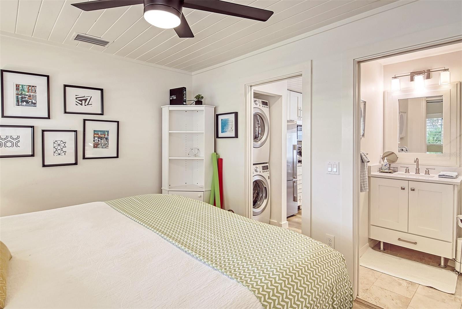 Image 17 of 60 For 3545 Longmeadow  23