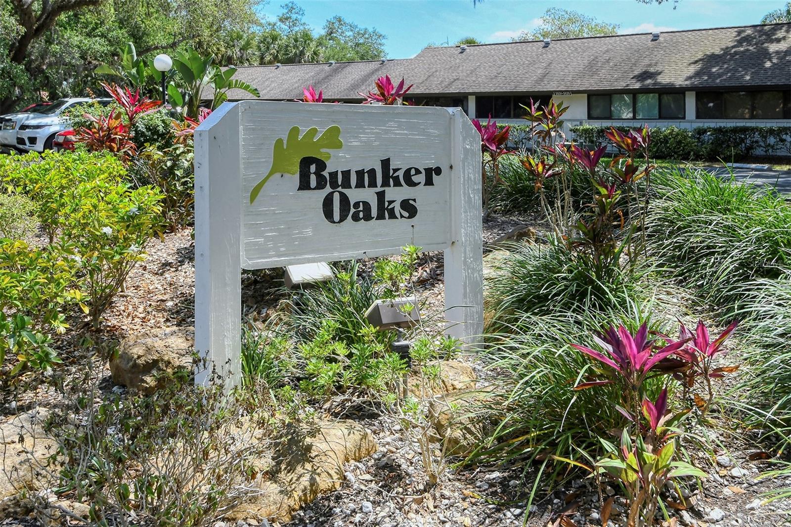 Image 19 of 60 For 3545 Longmeadow  23