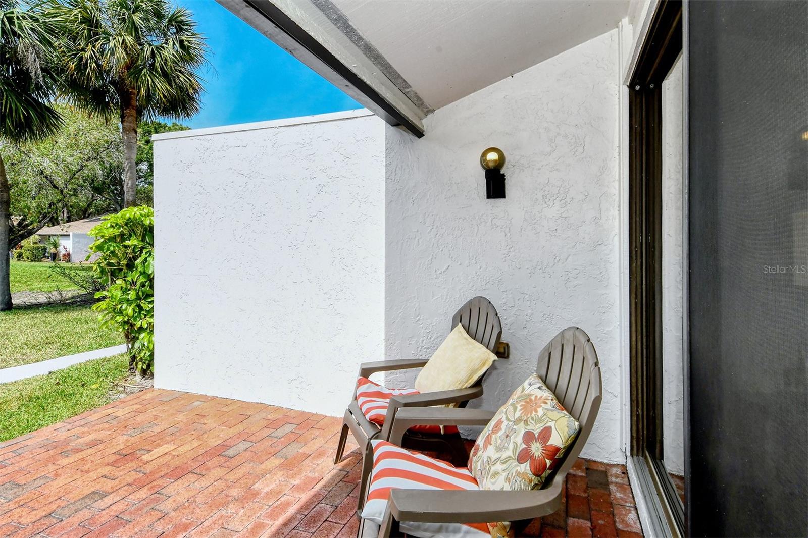 Image 4 of 60 For 3545 Longmeadow  23