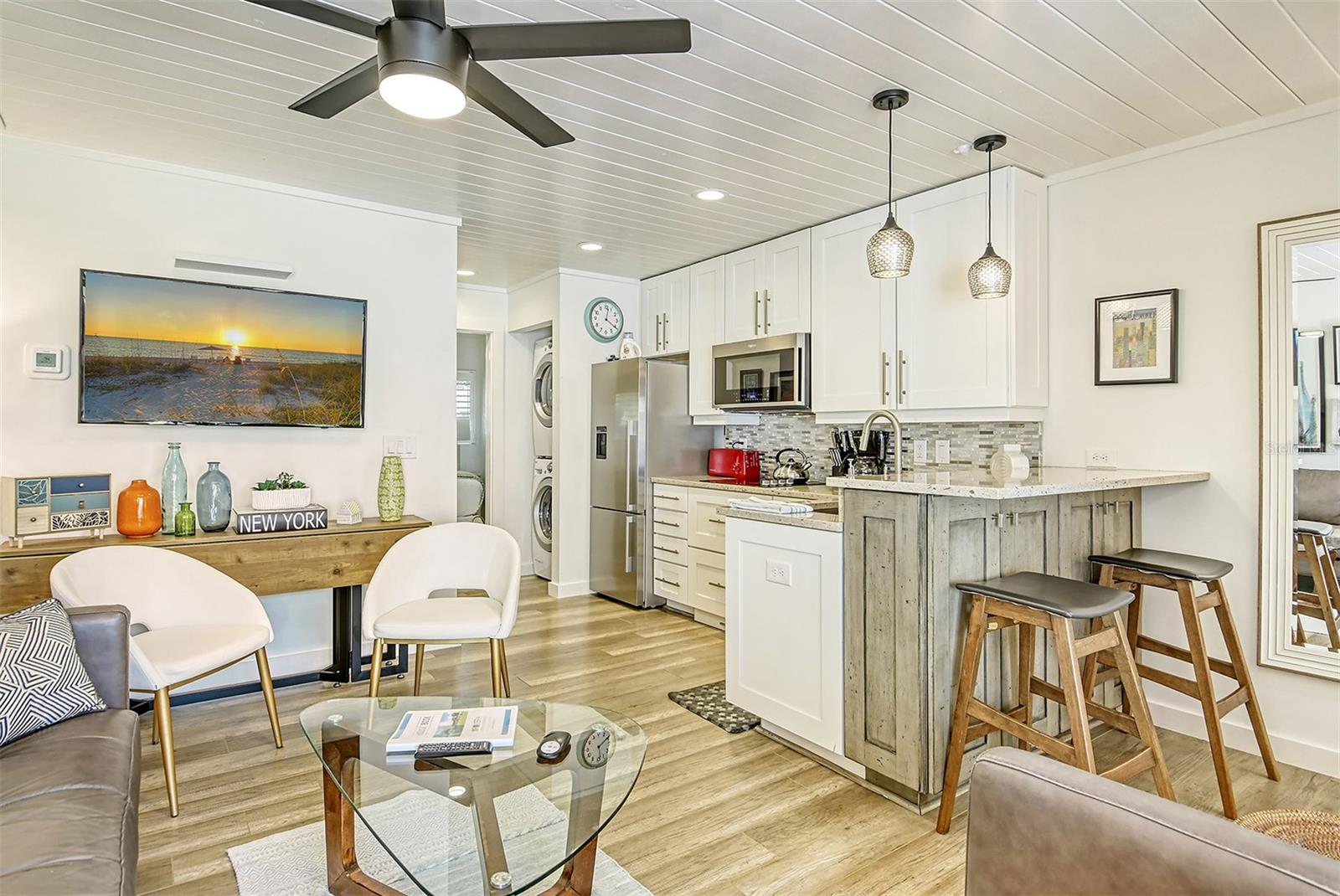 Image 6 of 60 For 3545 Longmeadow  23