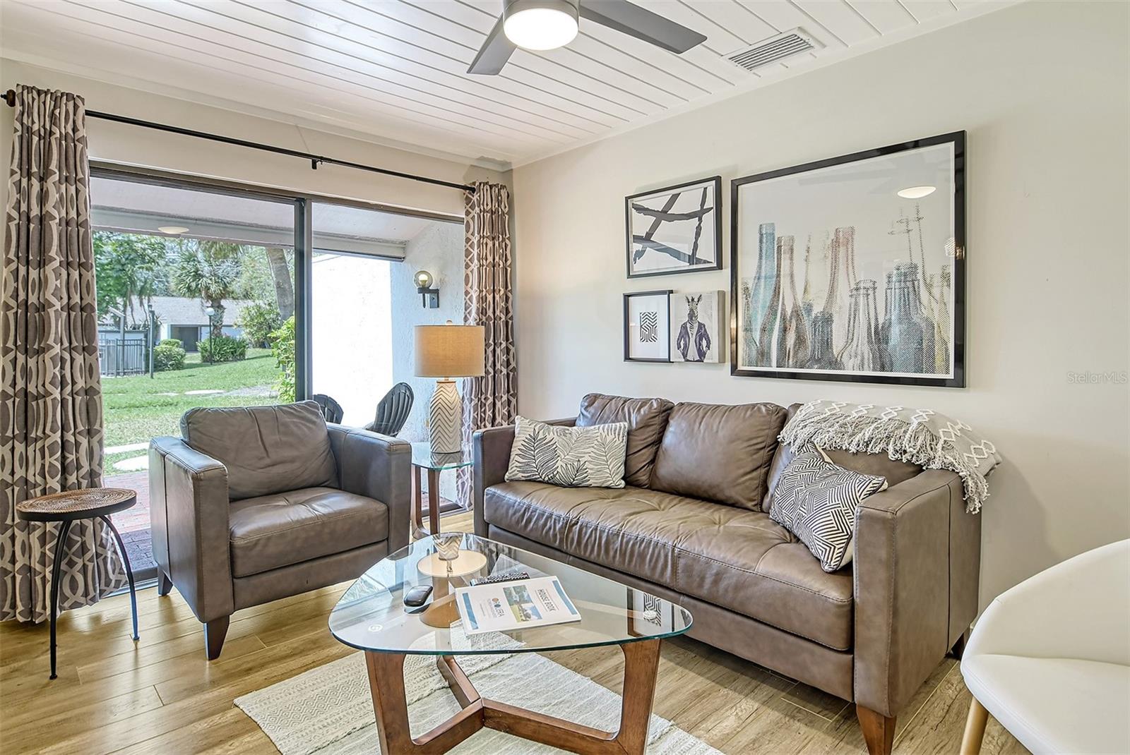 Image 8 of 60 For 3545 Longmeadow  23