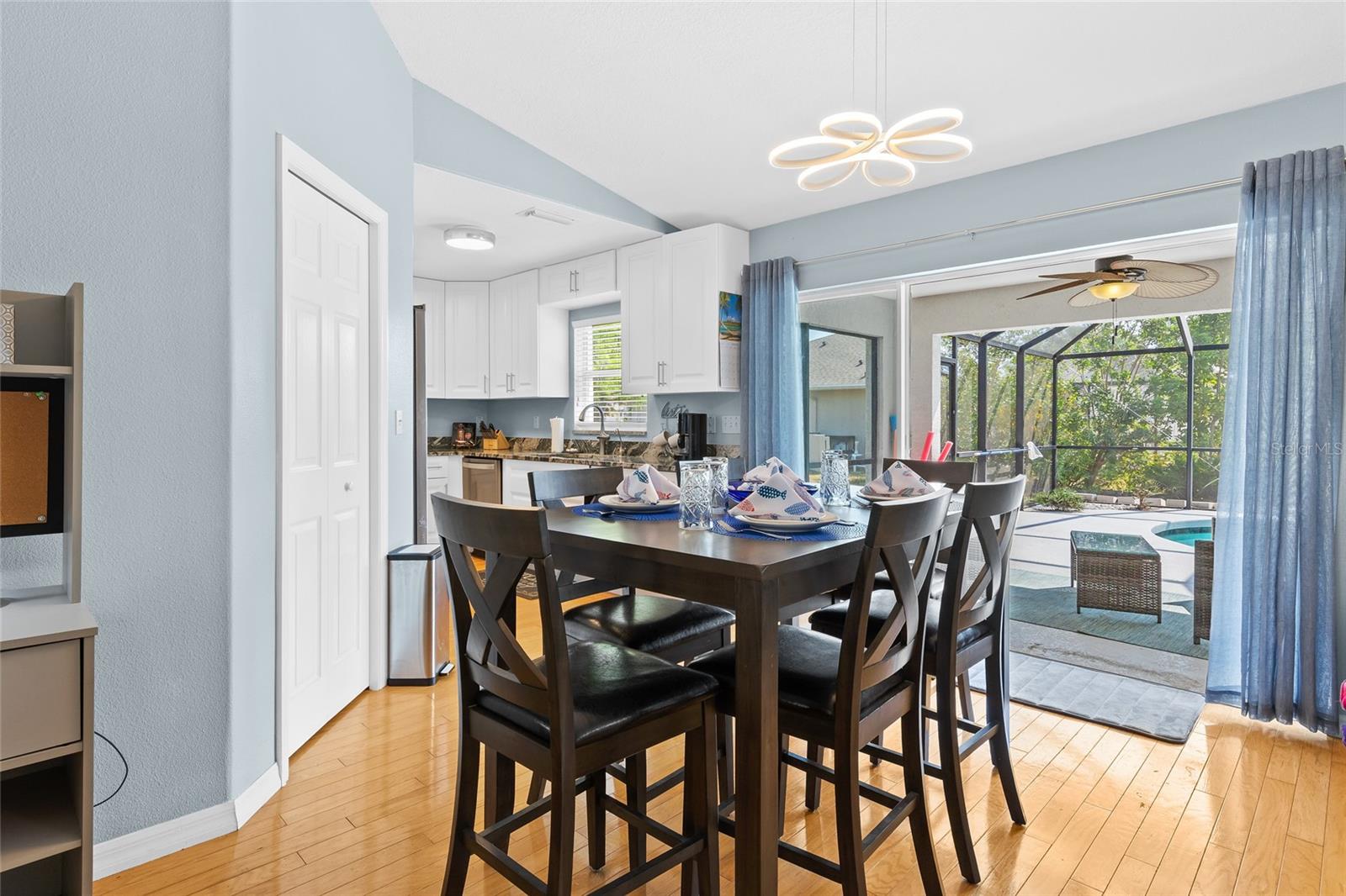 Image 13 of 37 For 2718 Feiffer Circle