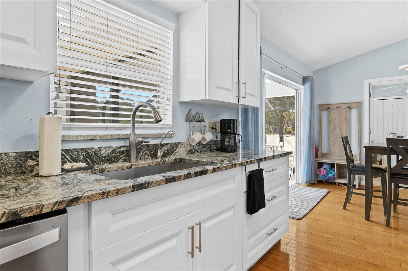 Image 17 of 37 For 2718 Feiffer Circle