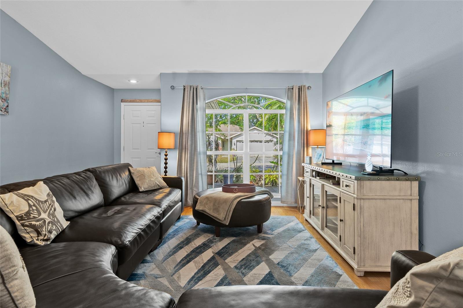 Image 9 of 37 For 2718 Feiffer Circle