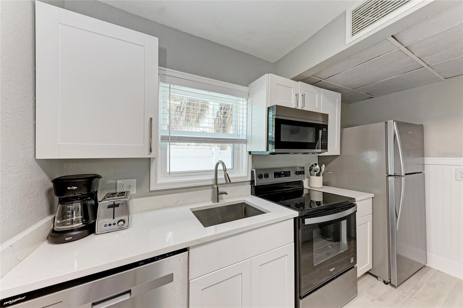 Image 12 of 34 For 101 25th Street N 1