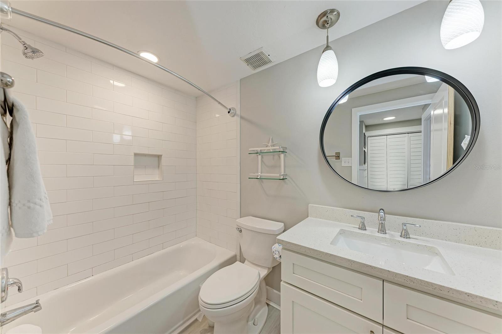 Image 22 of 34 For 101 25th Street N 1