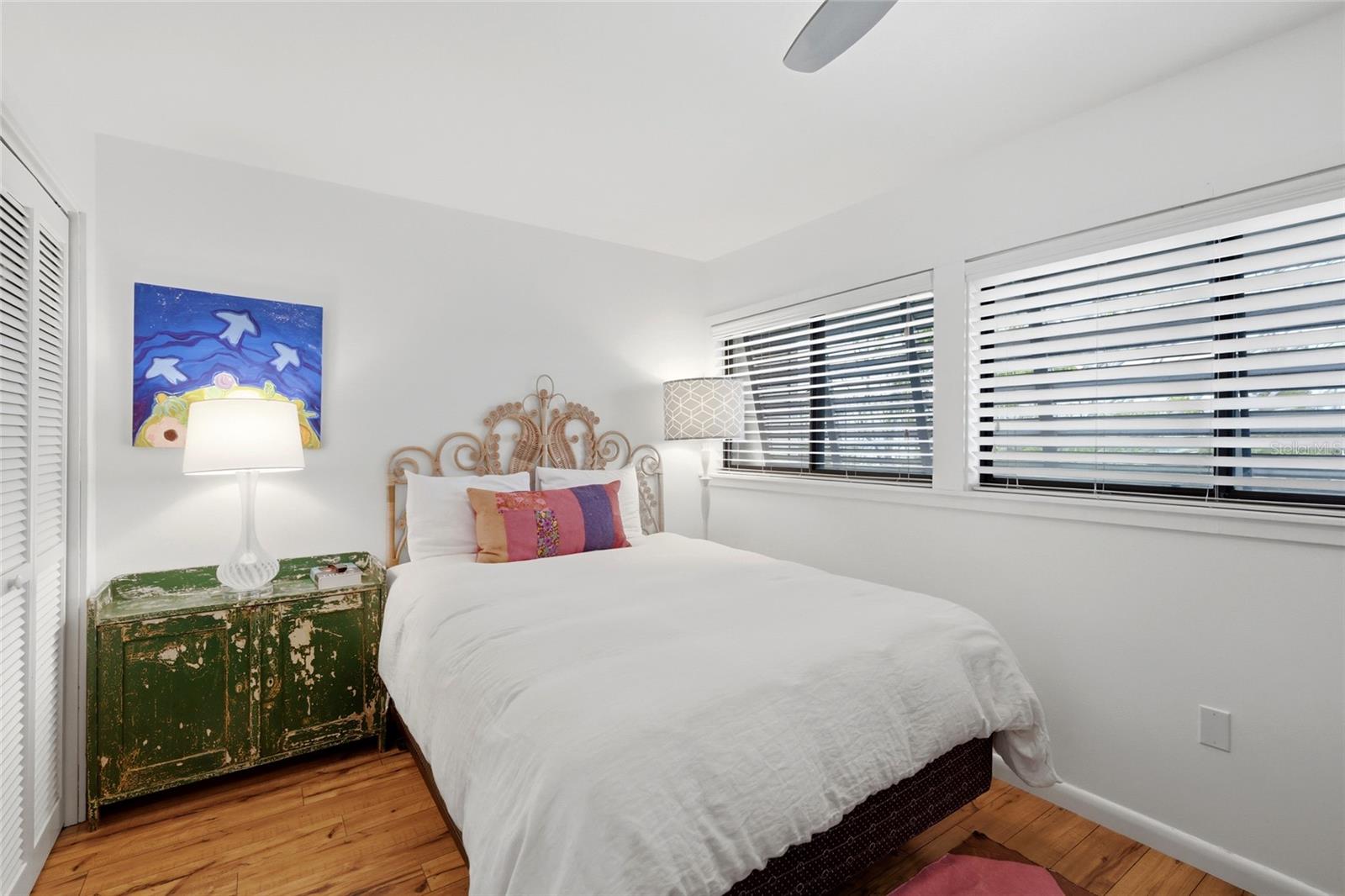 Image 27 of 44 For 727 Jacaranda Road