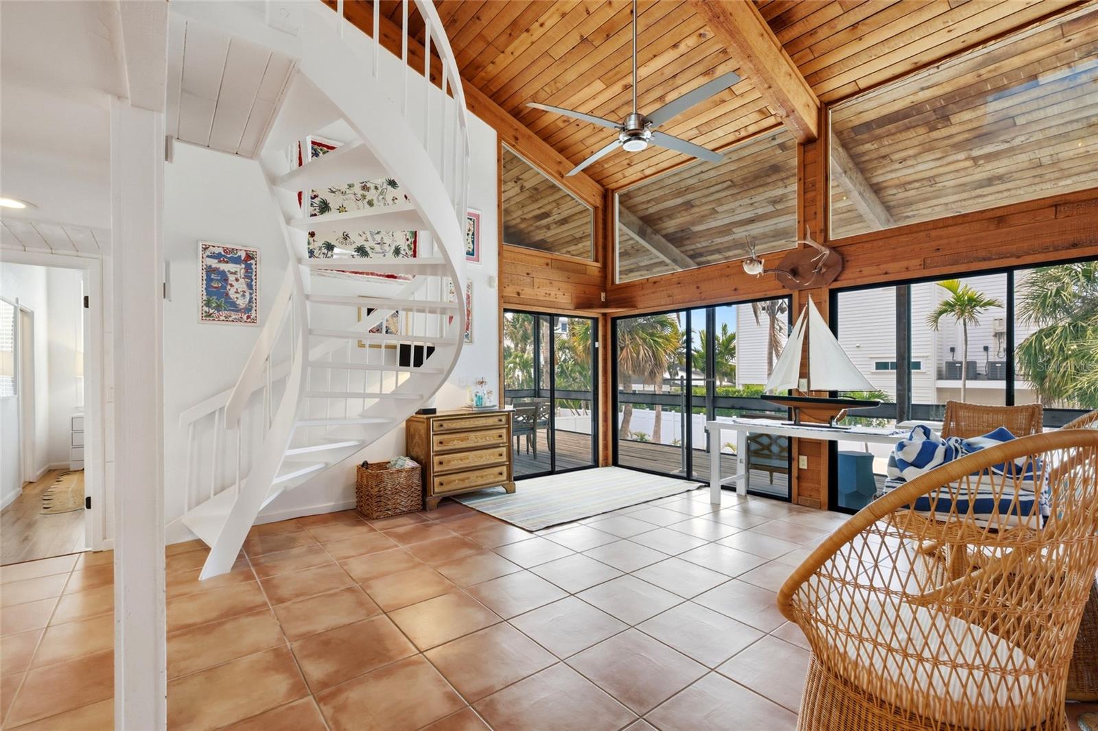 Image 7 of 44 For 727 Jacaranda Road