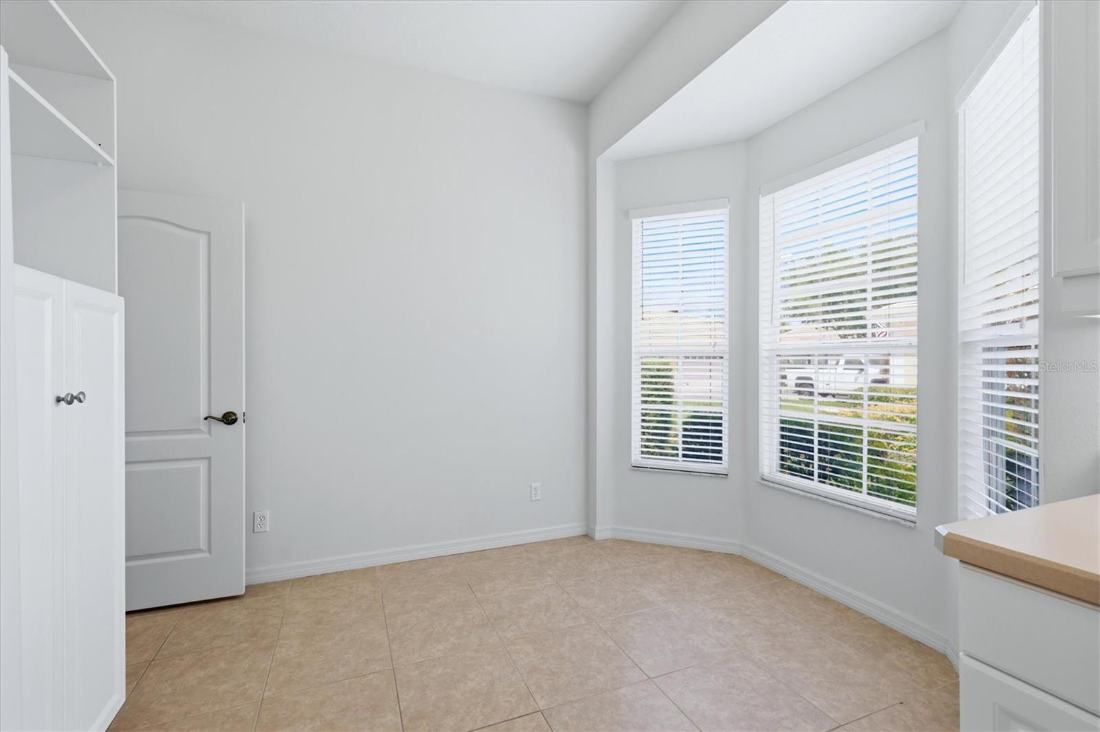 Image 17 of 52 For 1622 Monarch Drive 1622