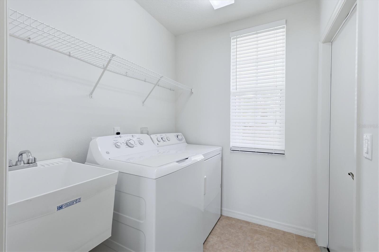 Image 36 of 52 For 1622 Monarch Drive 1622