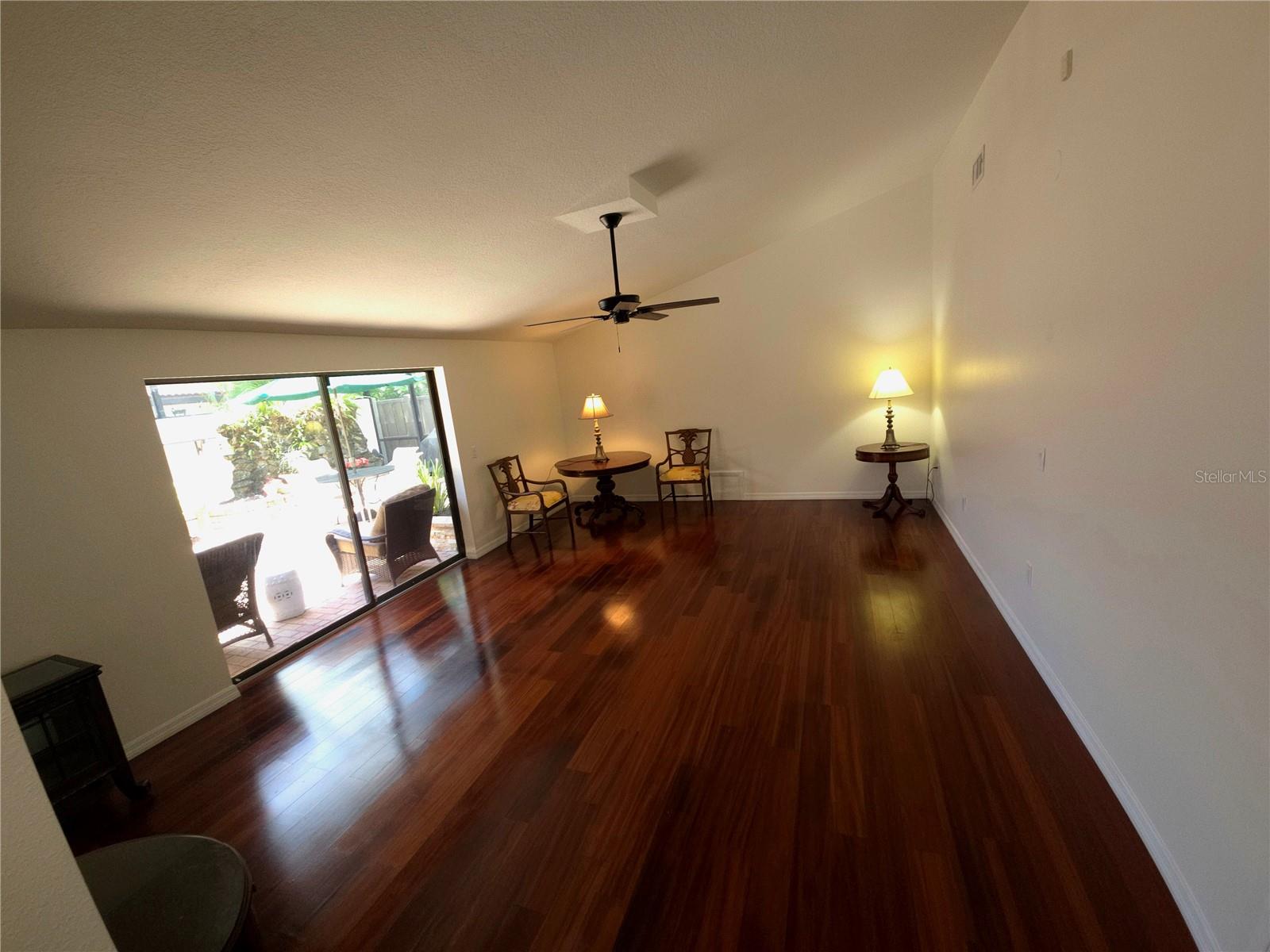 Image 19 of 50 For 3407 Falcon Pl