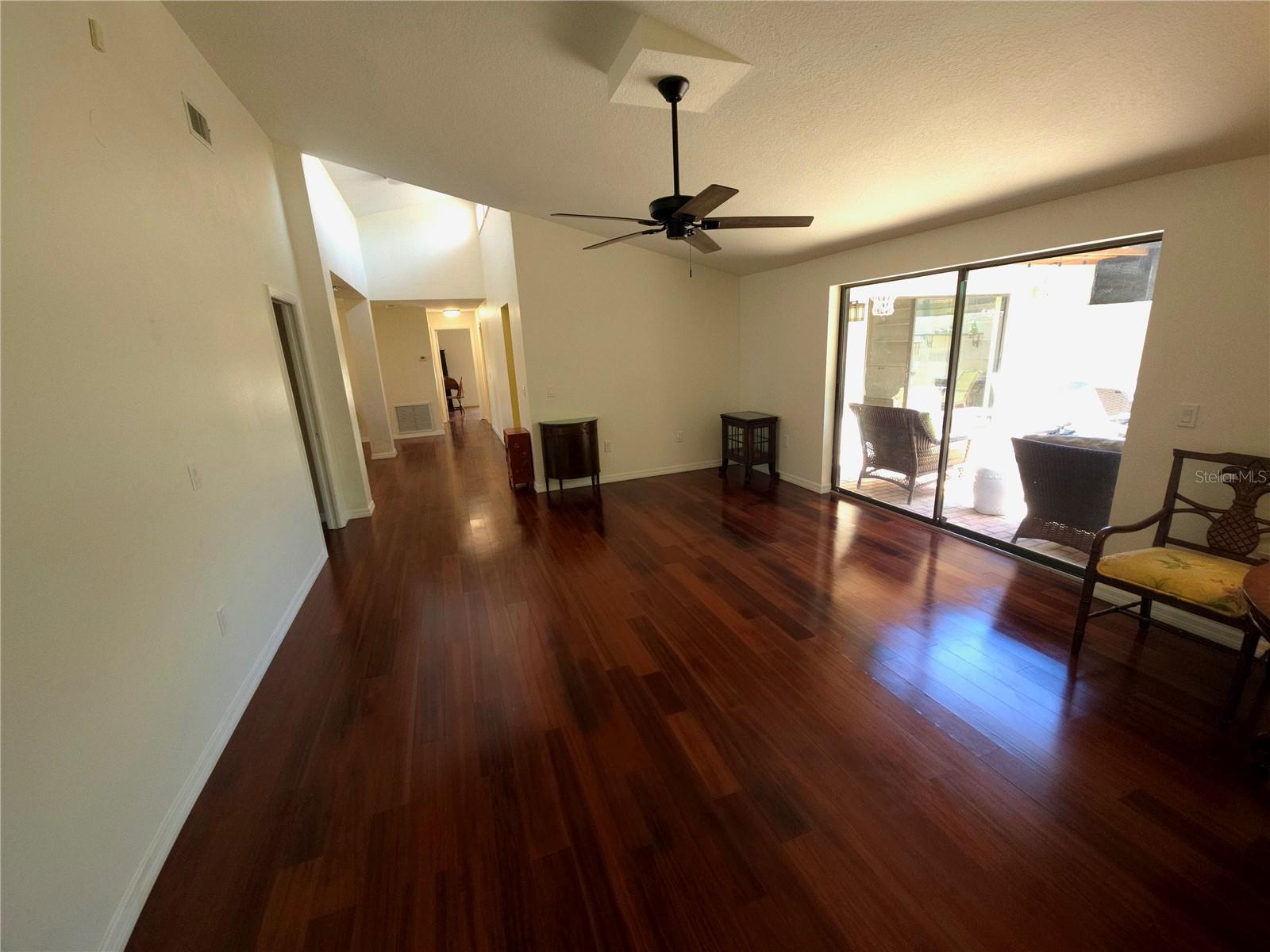 Image 20 of 50 For 3407 Falcon Pl