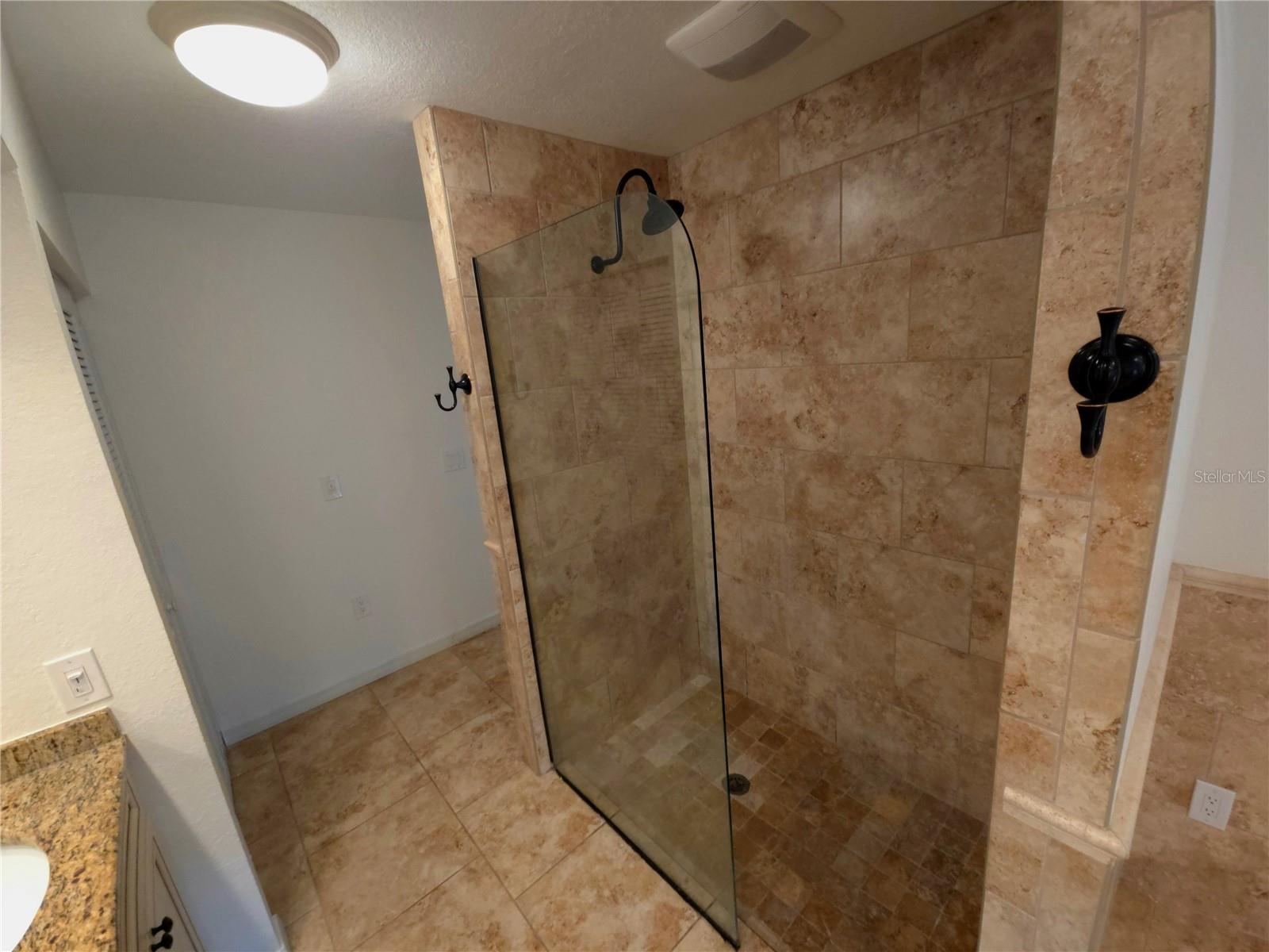 Image 26 of 50 For 3407 Falcon Pl