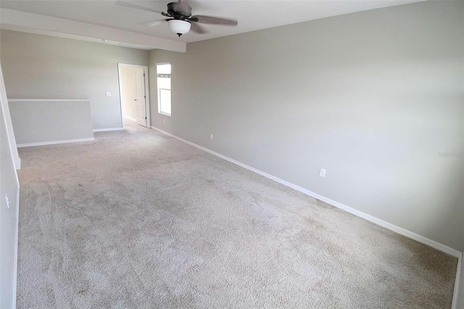 Image 13 of 41 For 16474 Woodside Glen