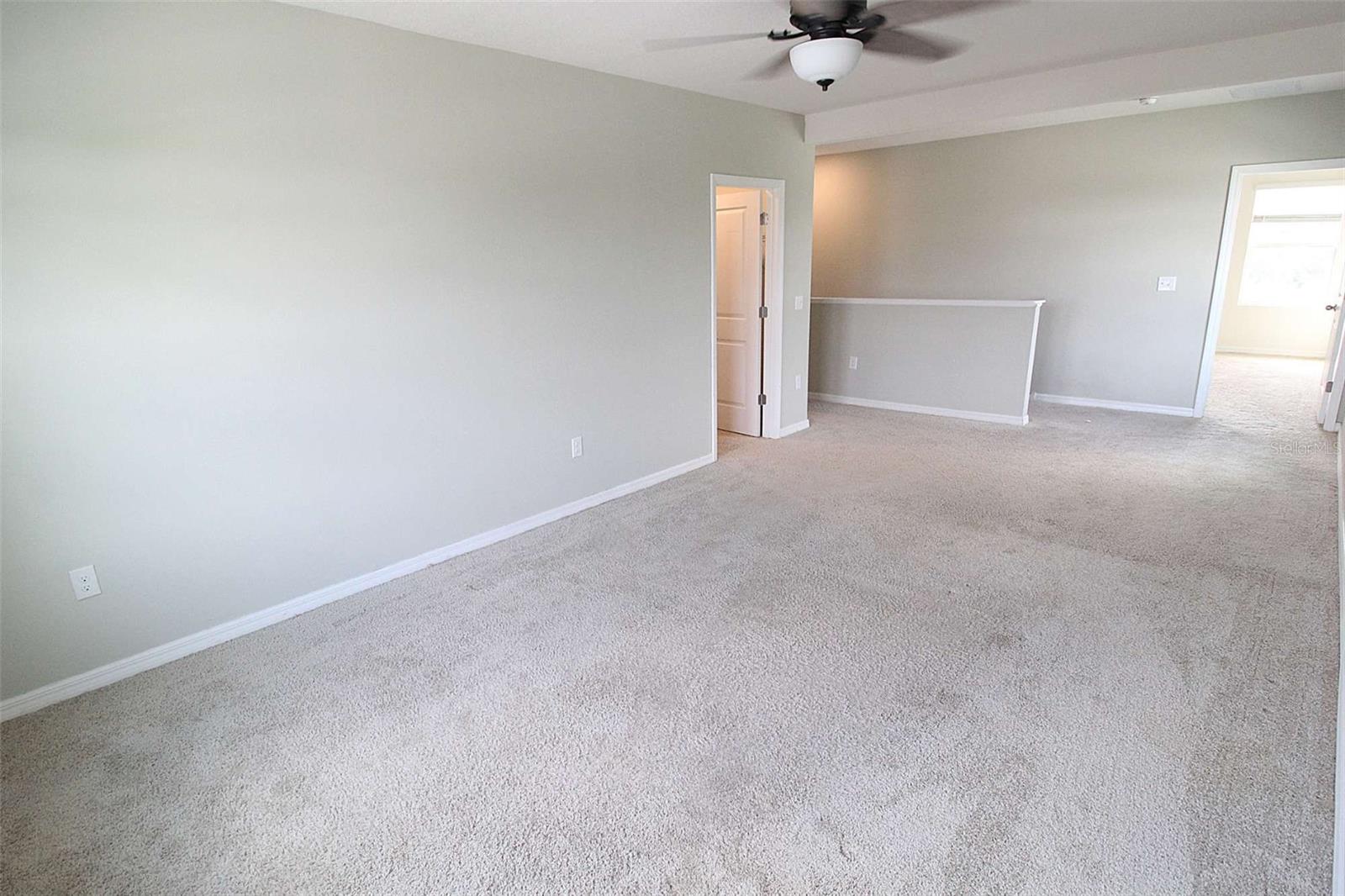 Image 14 of 41 For 16474 Woodside Glen