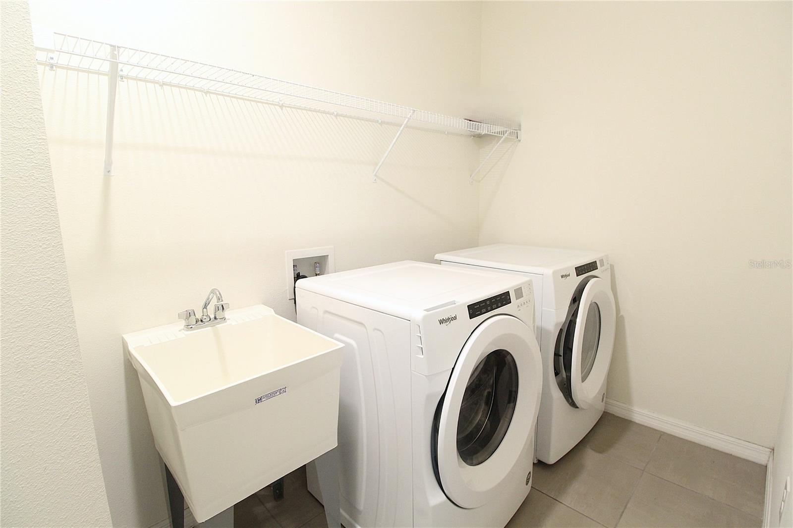 Image 16 of 41 For 16474 Woodside Glen