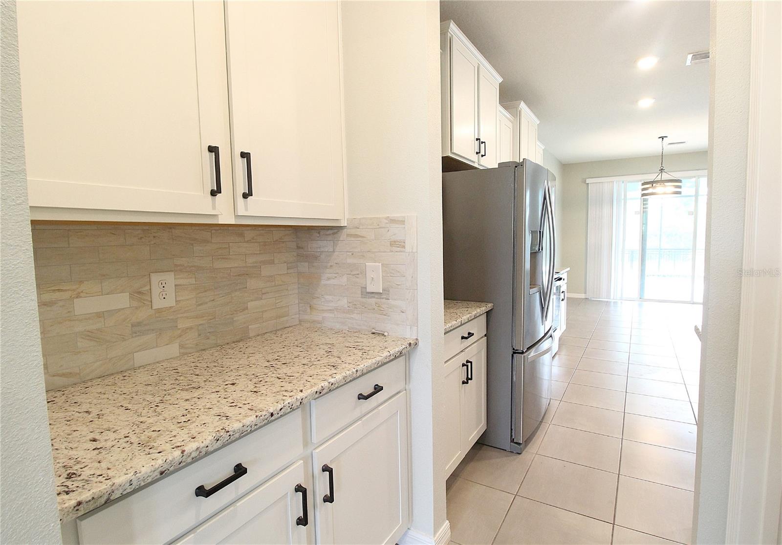 Image 36 of 41 For 16474 Woodside Glen