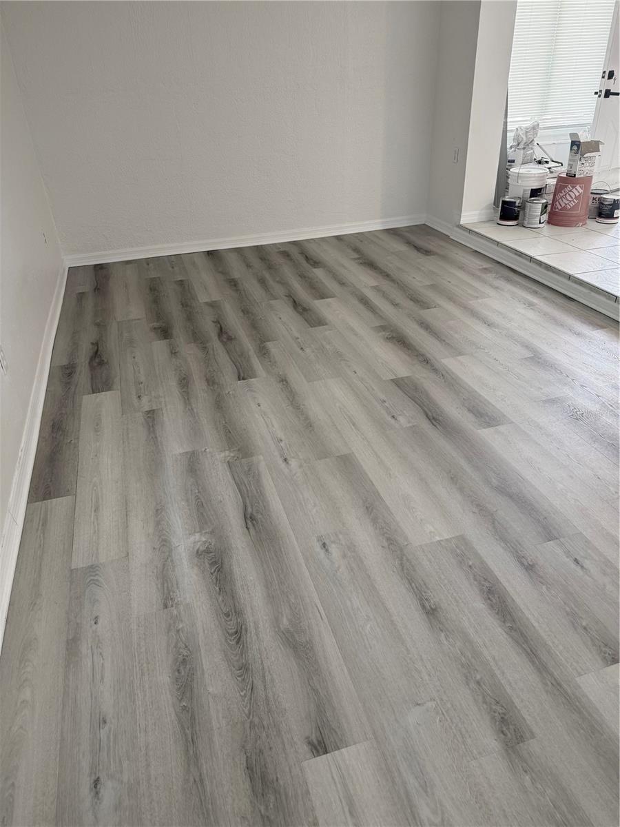 Image 11 of 29 For 2911 Pafko Drive