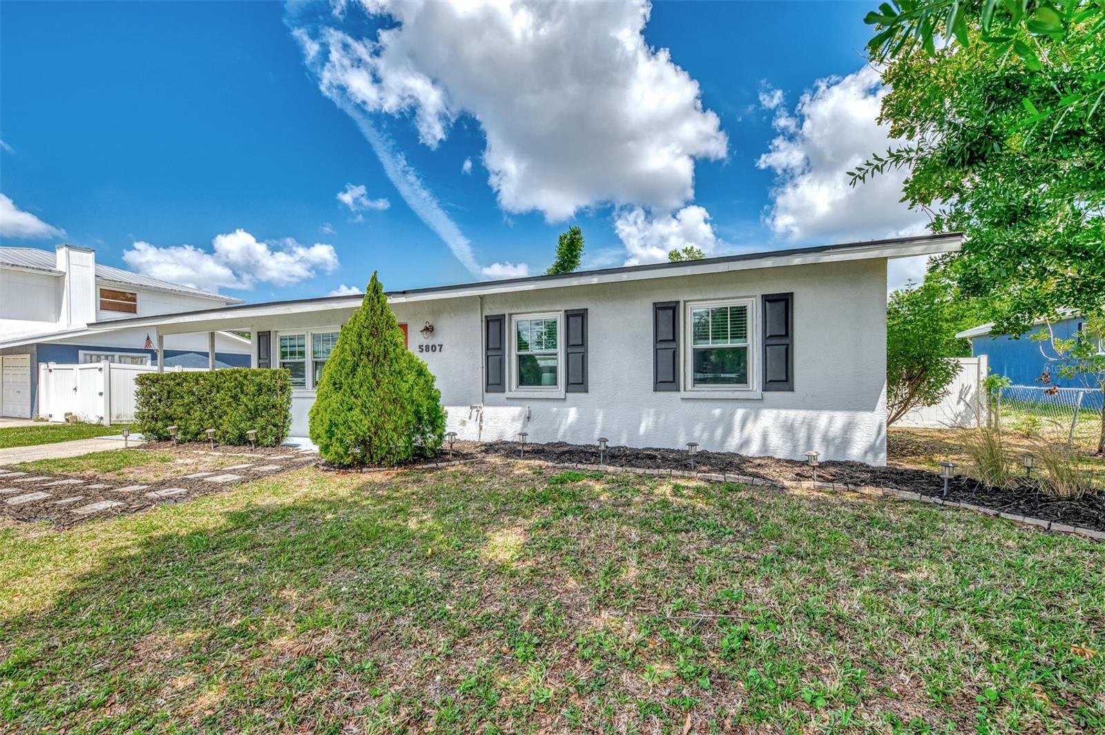 Image 3 of 56 For 5807 28th Avenue Drive E