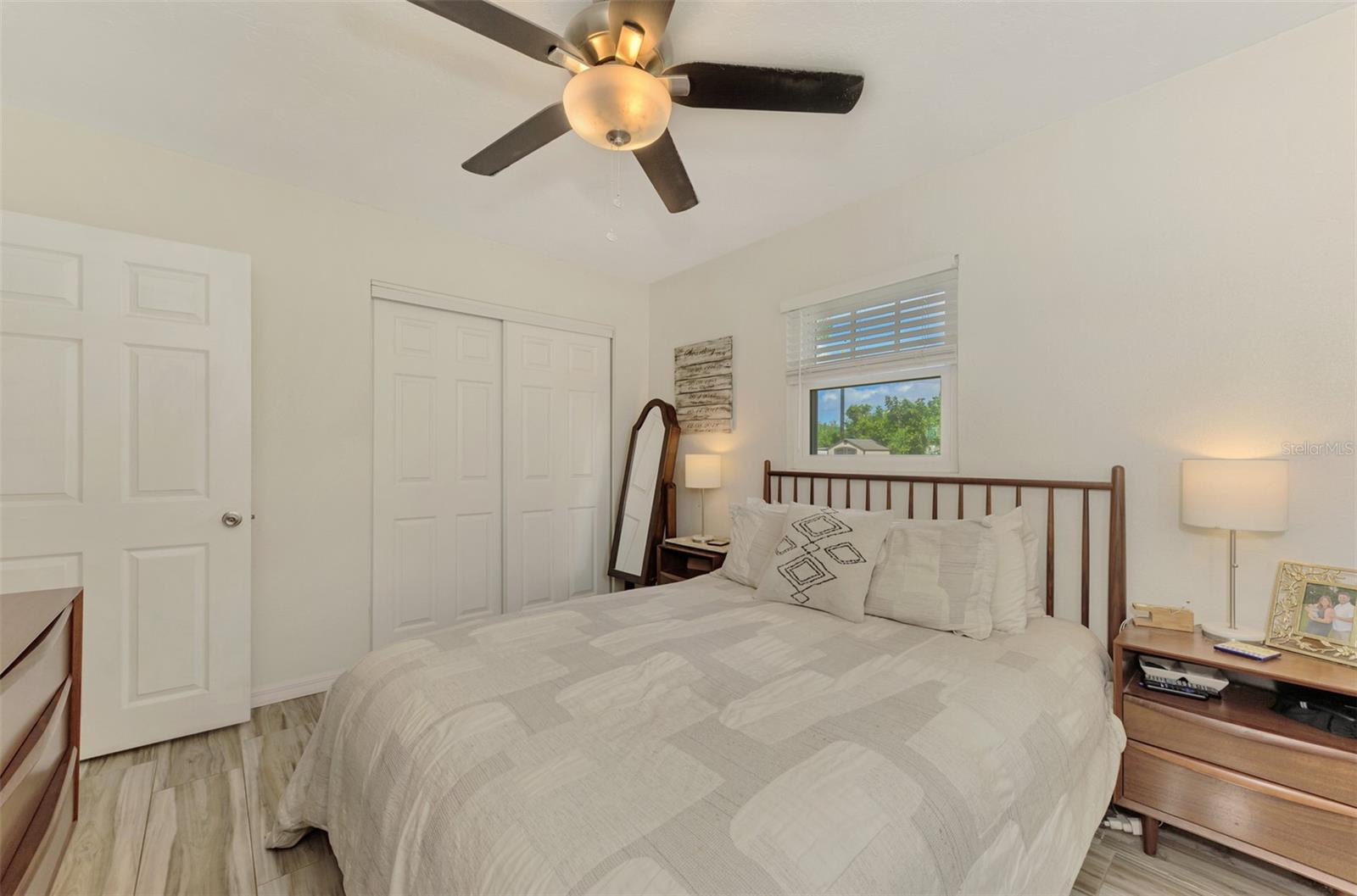 Image 32 of 56 For 5807 28th Avenue Drive E