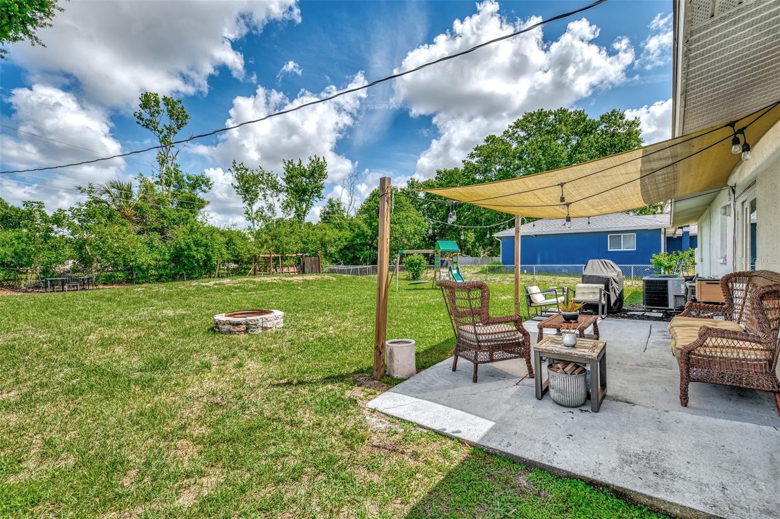 Image 41 of 56 For 5807 28th Avenue Drive E