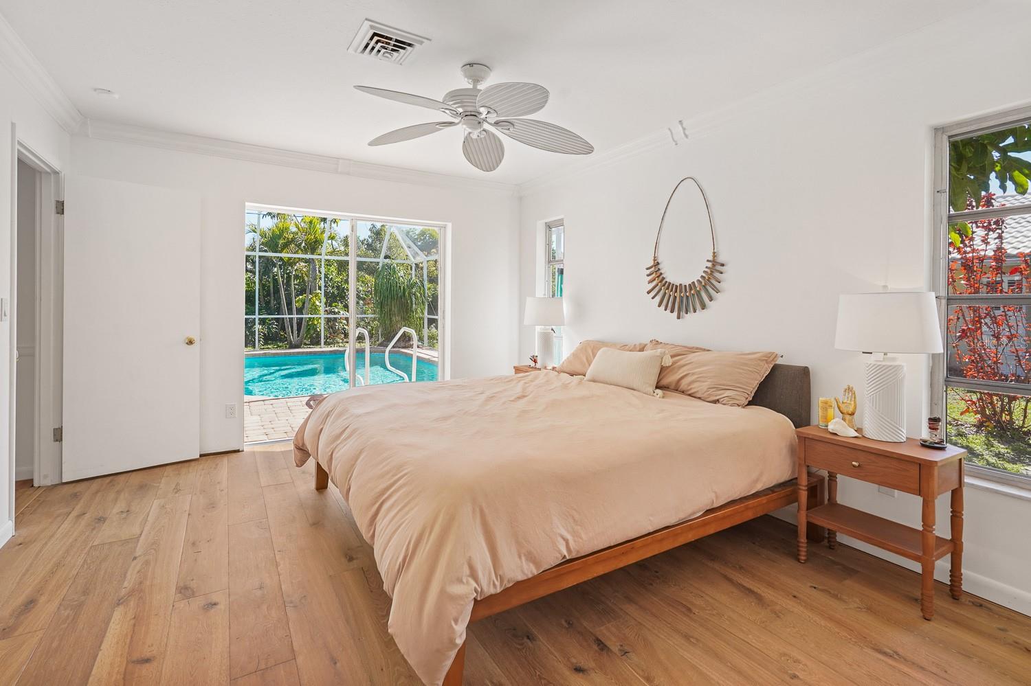 Image 17 of 37 For 216 Matisse Circle N