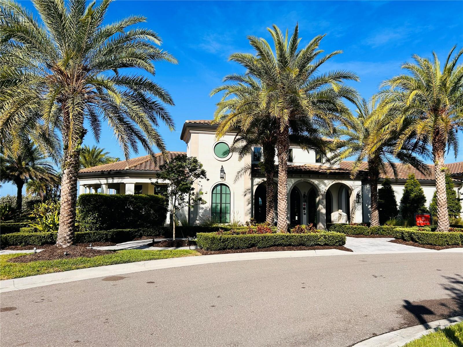 Image 3 of 33 For 208 Corelli Drive