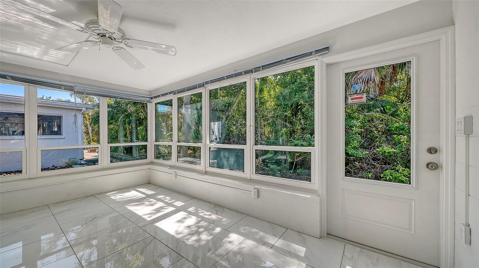 Image 31 of 72 For 554 Spanish Drive S