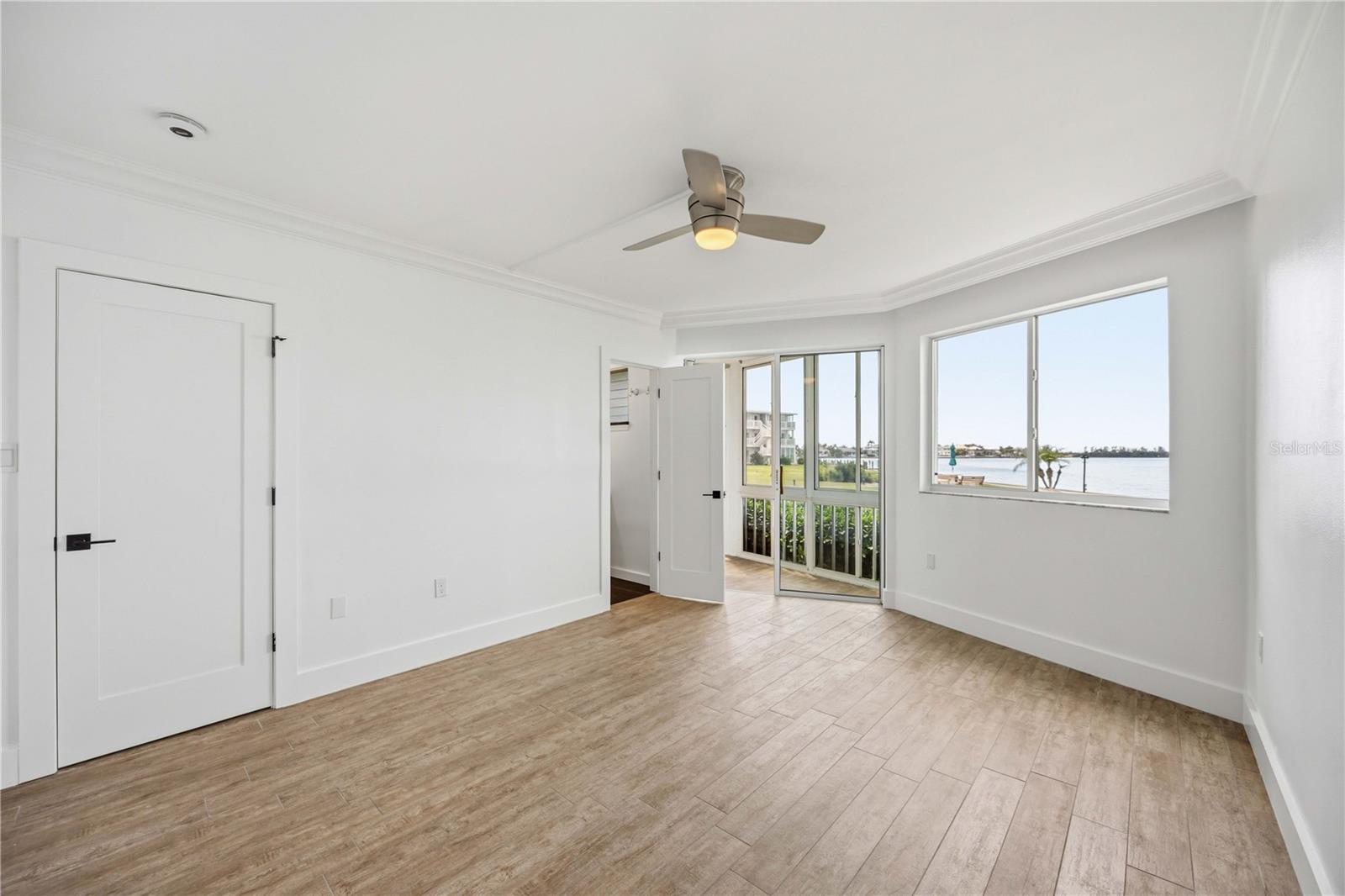 Image 25 of 52 For 769 John Ringling Boulevard 2