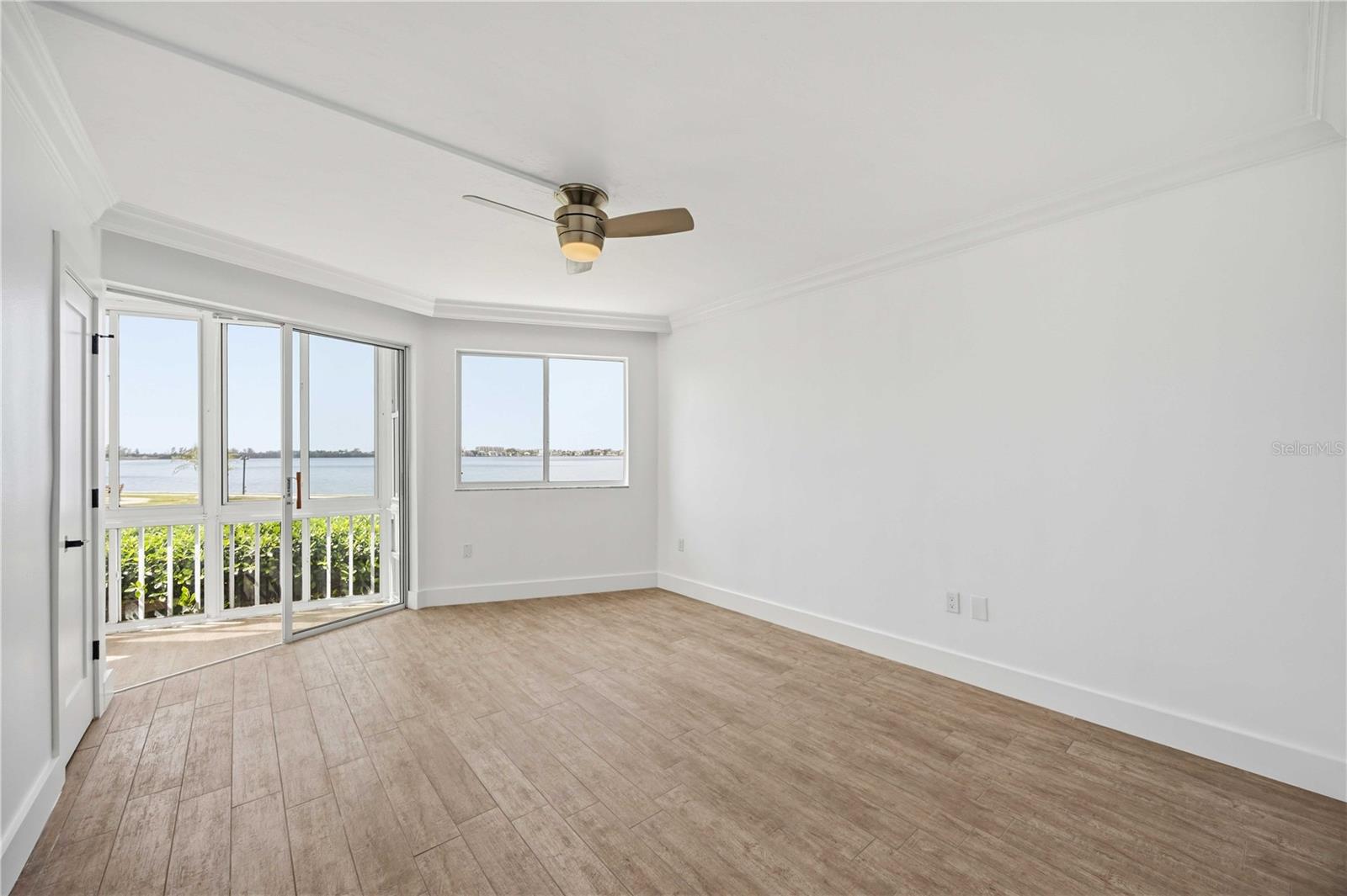 Image 27 of 52 For 769 John Ringling Boulevard 2