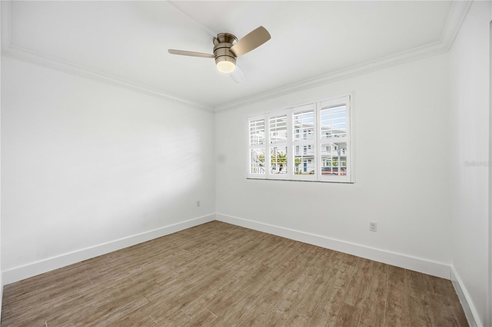 Image 35 of 52 For 769 John Ringling Boulevard 2