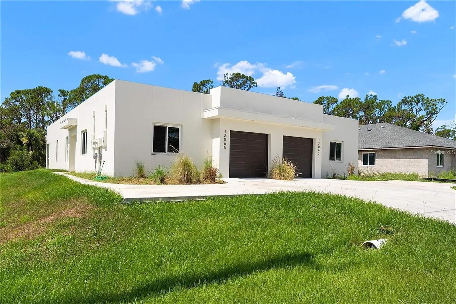 Image 3 of 20 For 12063 Henley Avenue